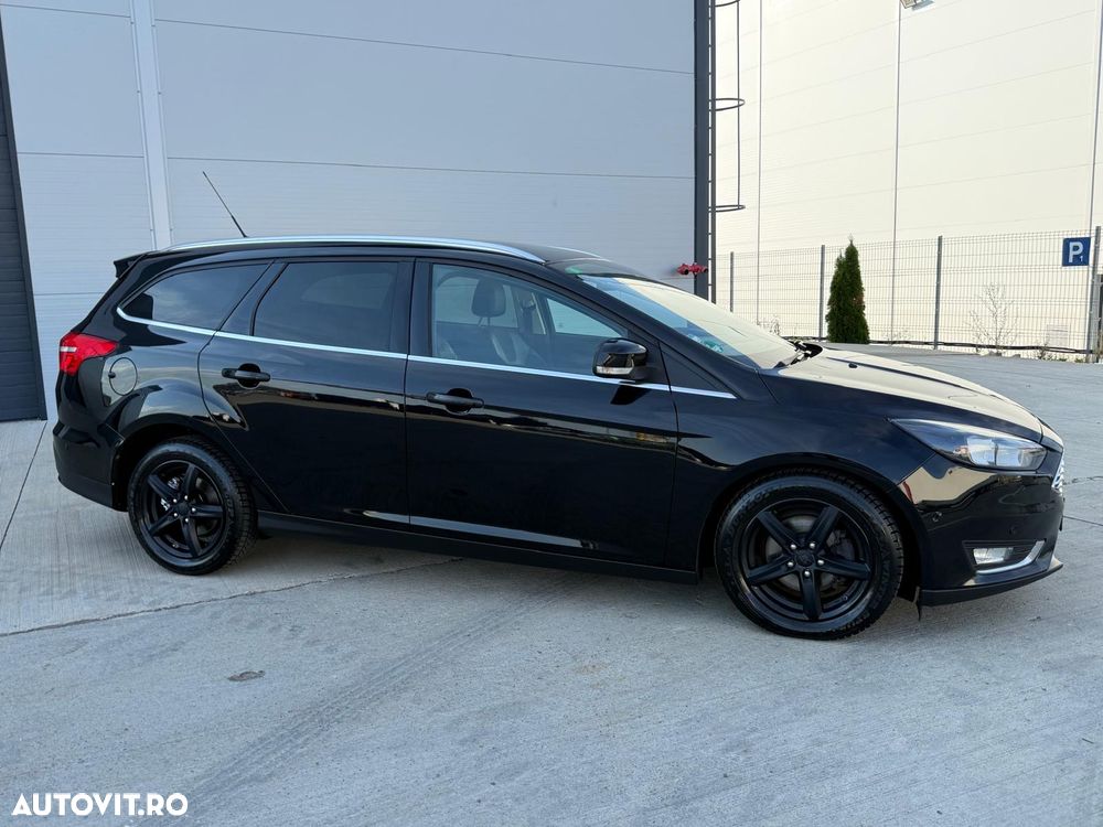 Ford Focus - 13
