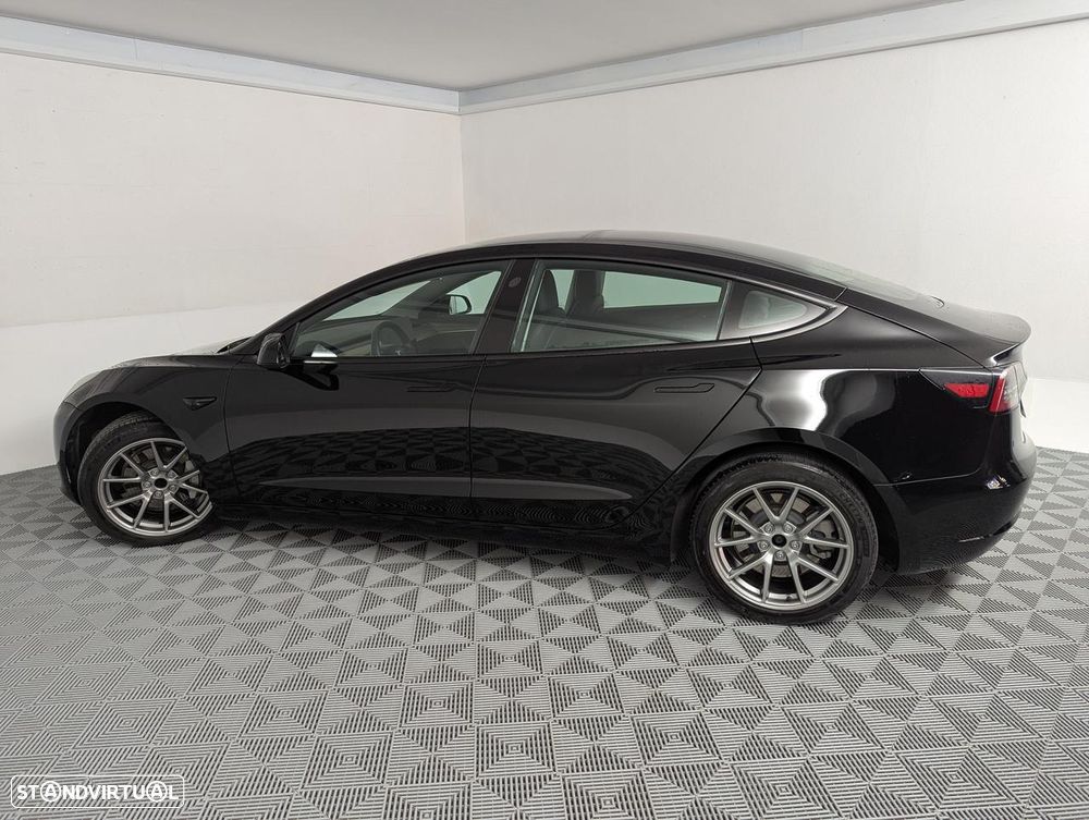 Tesla Model 3 Long Range Tração Traseira - 17