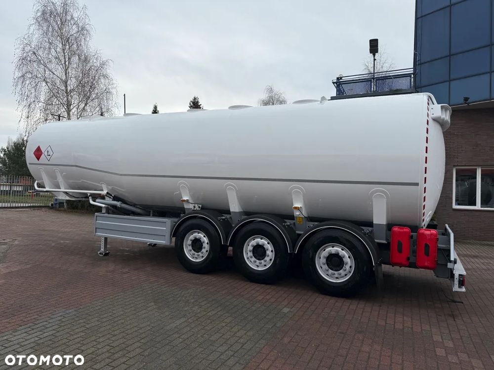 Inny Willig do paliwa, 5 komór, ADR, świeżo po dozorach - 6