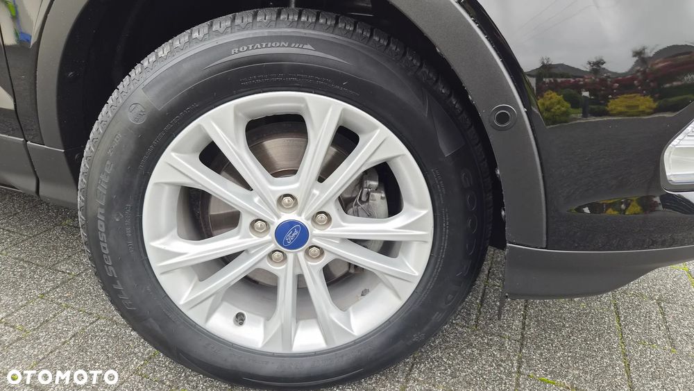 Ford Kuga 1.5 EcoBoost 2x4 Titanium - 34