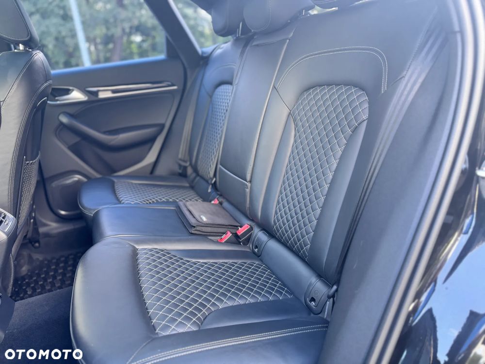 Audi RS Q3 2.5 TFSI quattro S tronic - 23