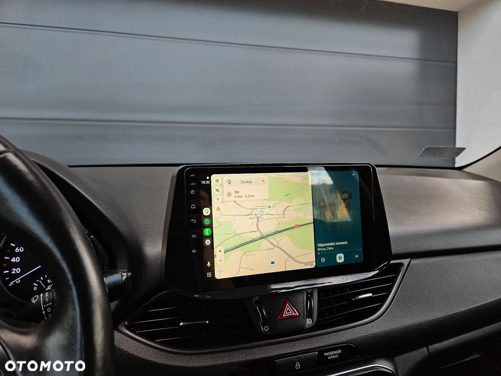 Hyundai i30 1.5 DPI Classic + - 28