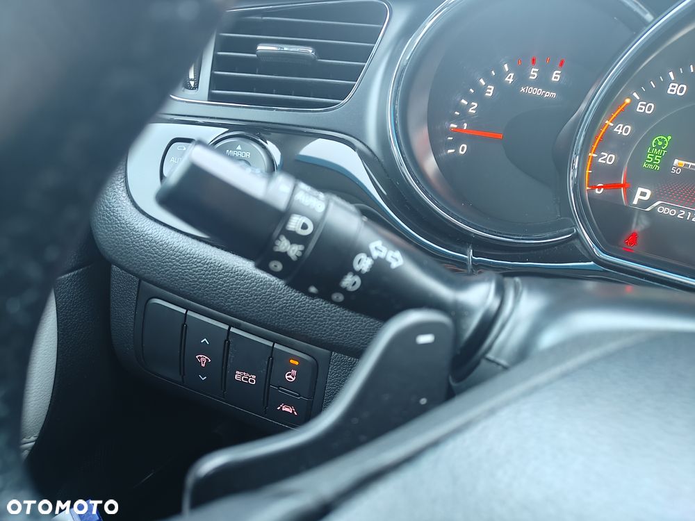 Kia Ceed 1.6 CRDi 128 Platinum Edition - 12