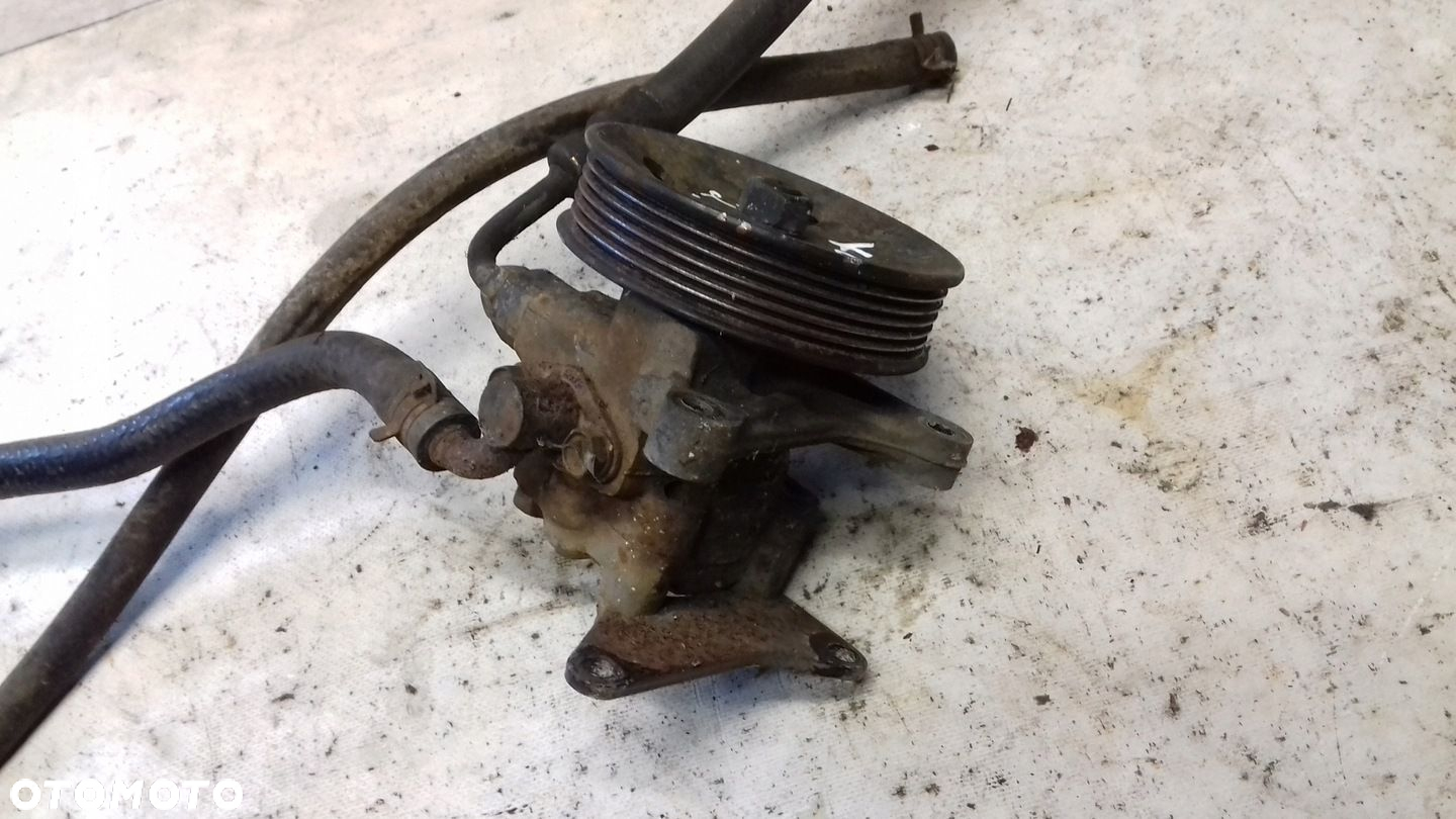 POMPA WSPOMAGANIA PRZEWÓD ZBIORNICZEK SSANGYONG KORANDO MUSSO 2.9 96- - 4