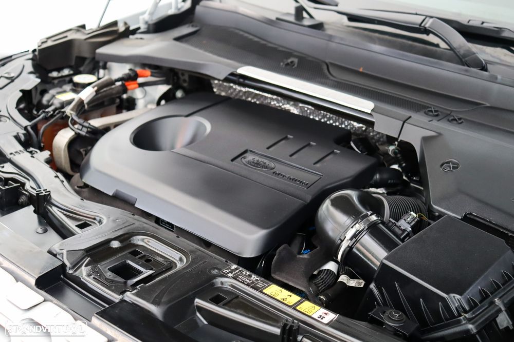 Land Rover Discovery Sport P300e Dynamic SE - 38