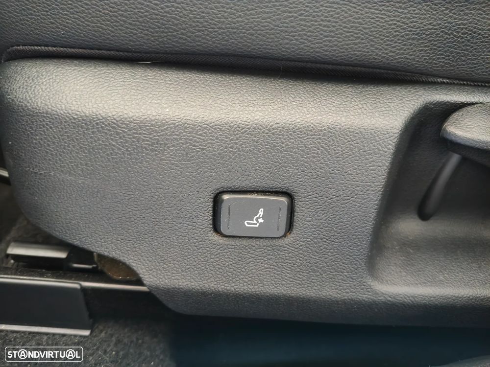 Toyota Corolla Touring Sports 1.8 Hybrid Exclusive - 34
