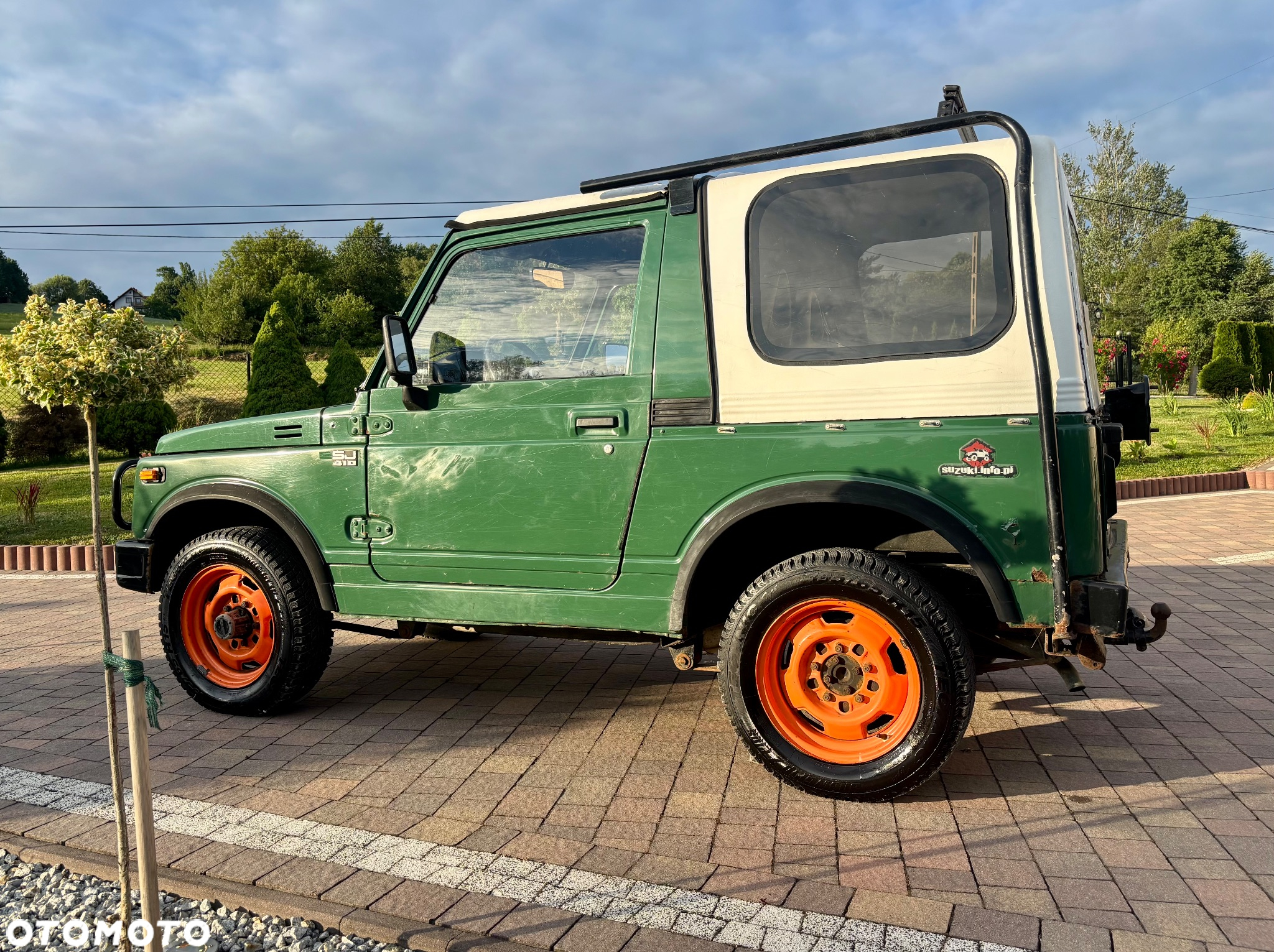 Suzuki SJ - 10