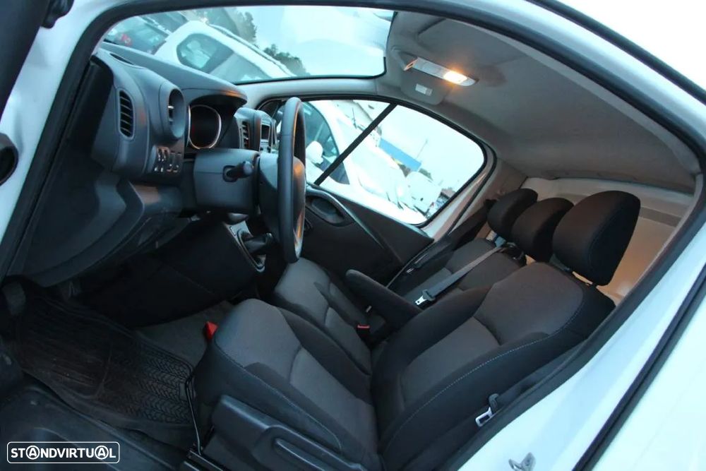 Renault Trafic 2.0 dCi Energy - 6