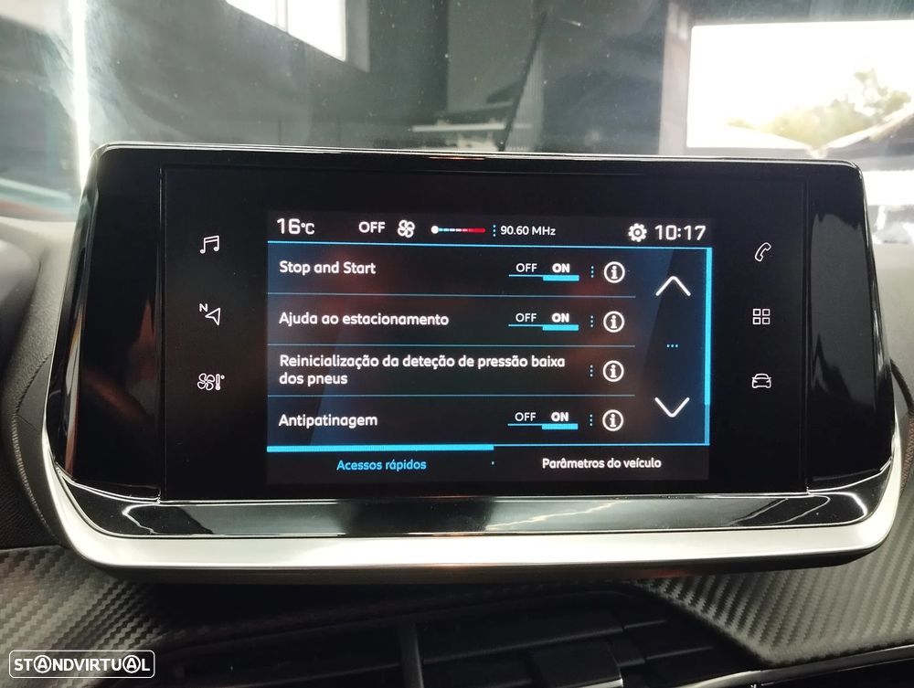 Peugeot 208 1.2 PureTech Active Pack - 25