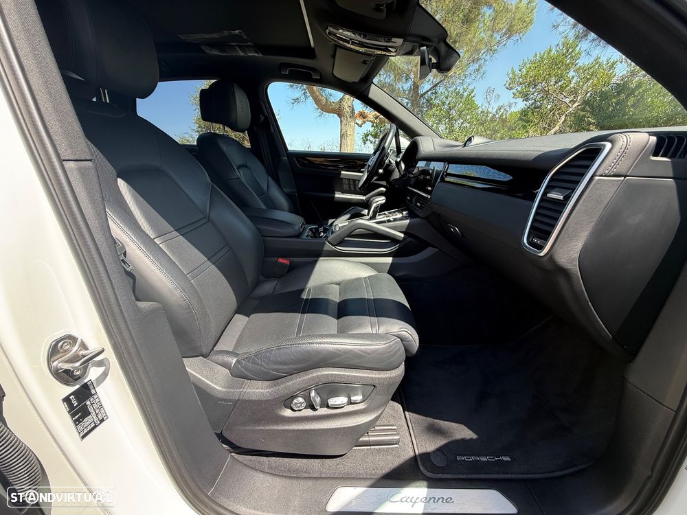 Porsche Cayenne E-Hybrid Tiptronic S - 21