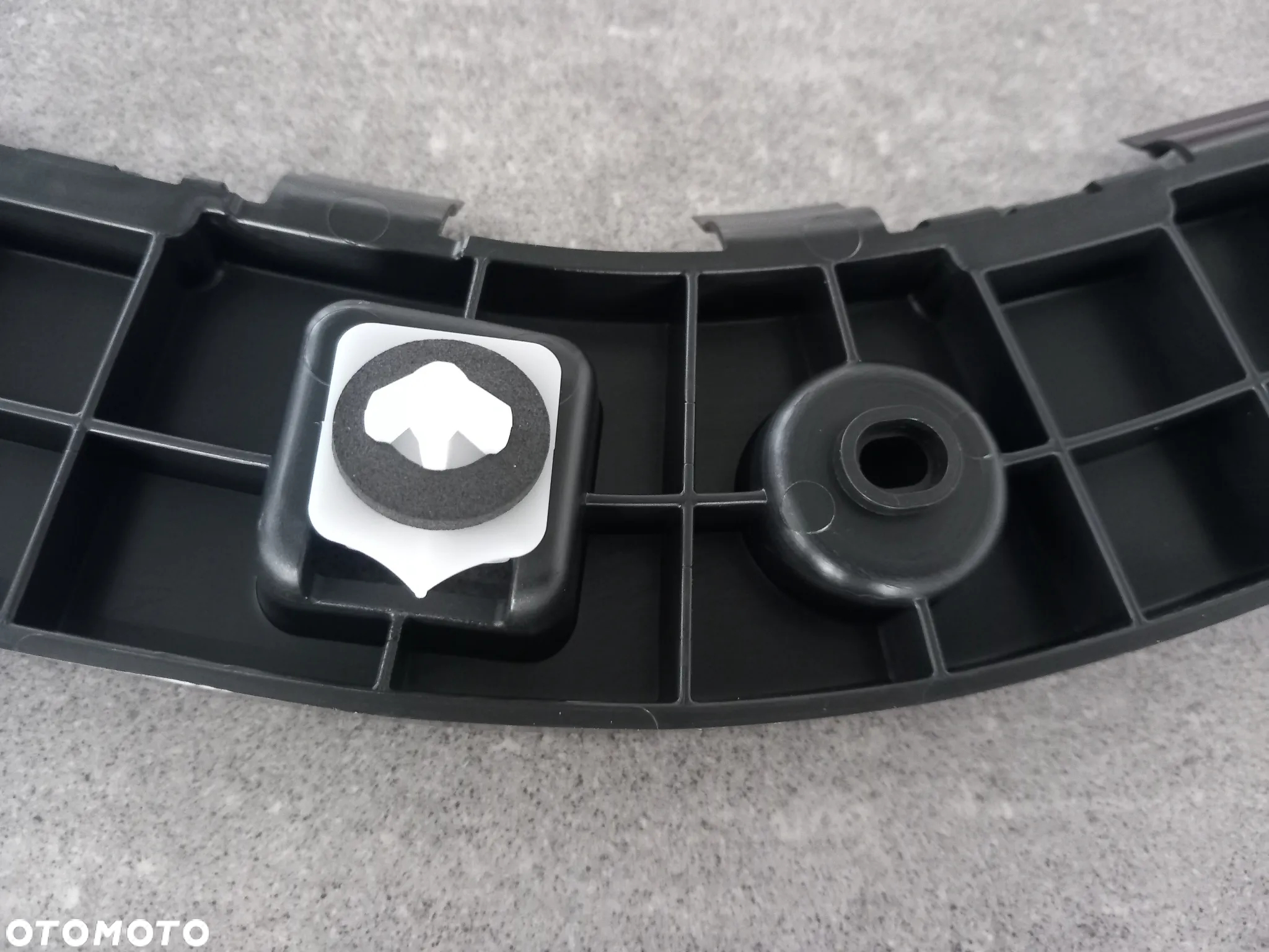 Ślizg zderzaka prawy Ford Focus 2018- 2362713 - 7