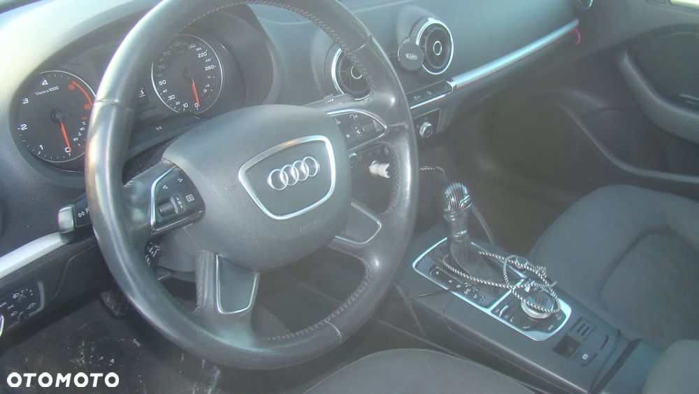 Audi A3 Limousine 1.6 TDI S tronic Ambition - 8