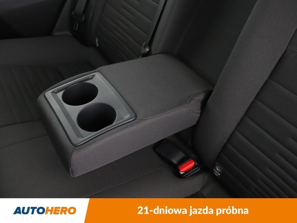 Toyota Auris - 39