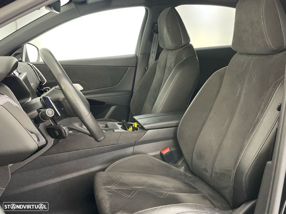 DS DS7 Crossback 1.5 BlueHDi Performance Line EAT8 - 17