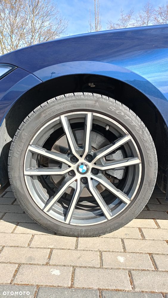 BMW Seria 3 330i xDrive - 16