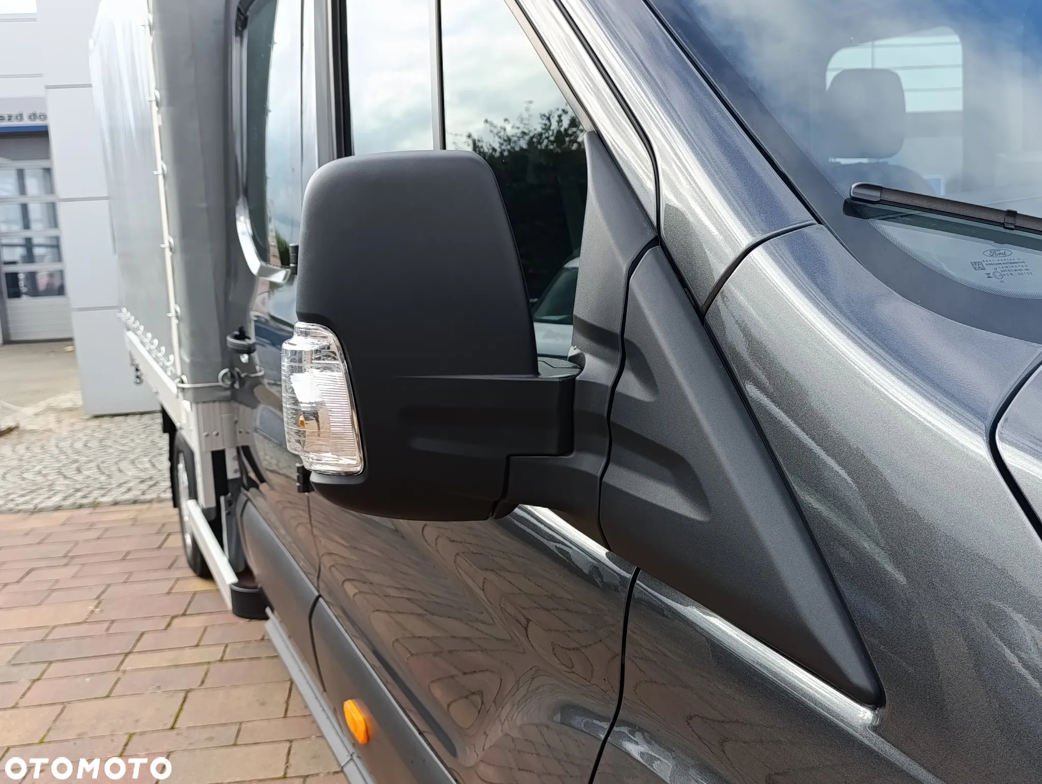 Ford Transit podwozie brygadowe - 32