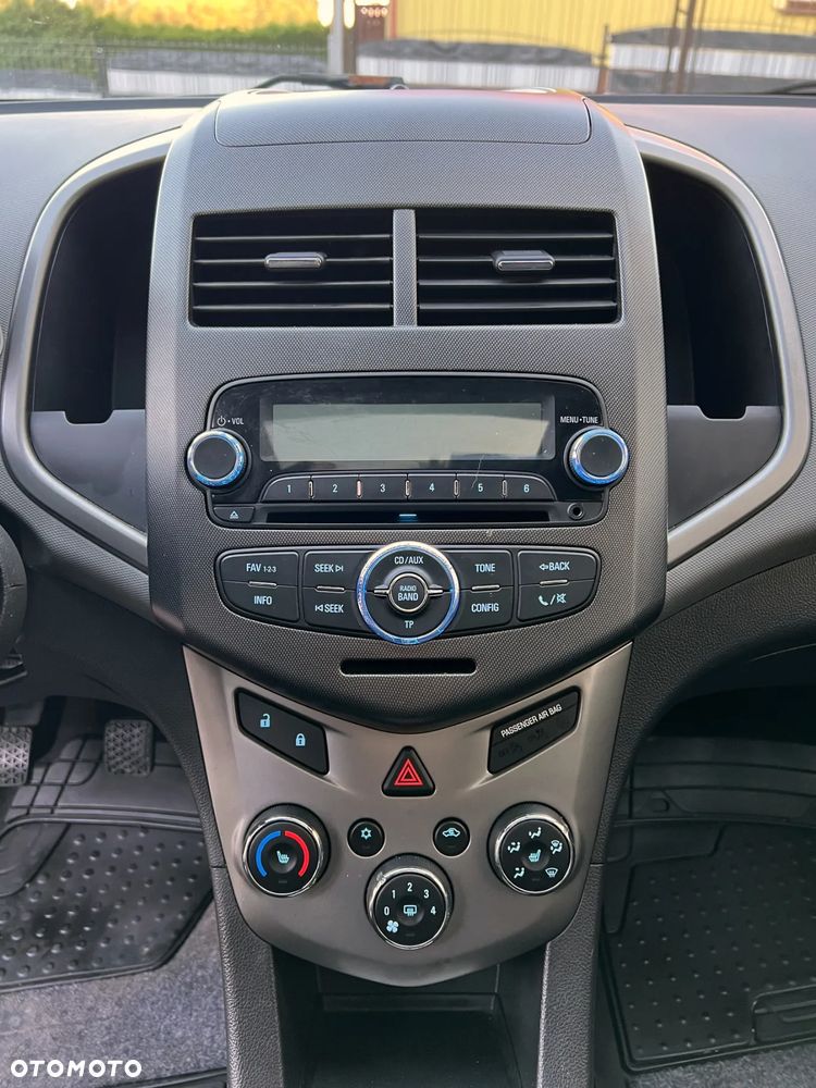 Chevrolet Aveo 1.4 LTZ S/S - 8