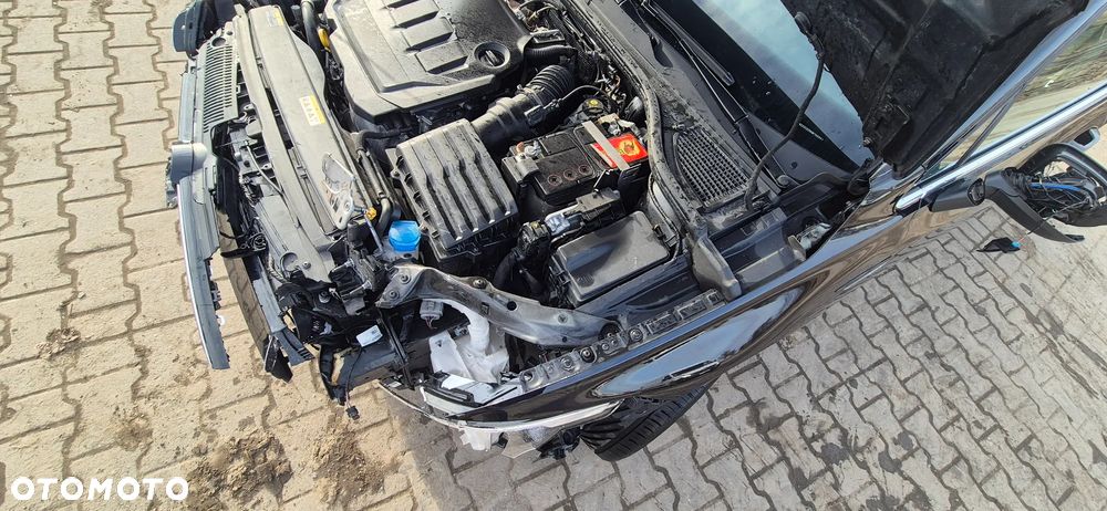 Volkswagen Golf - 16