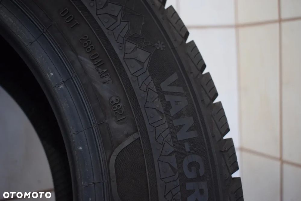 R16C 225/65 Semperit Van-Grip 3 pojedyncza - 6