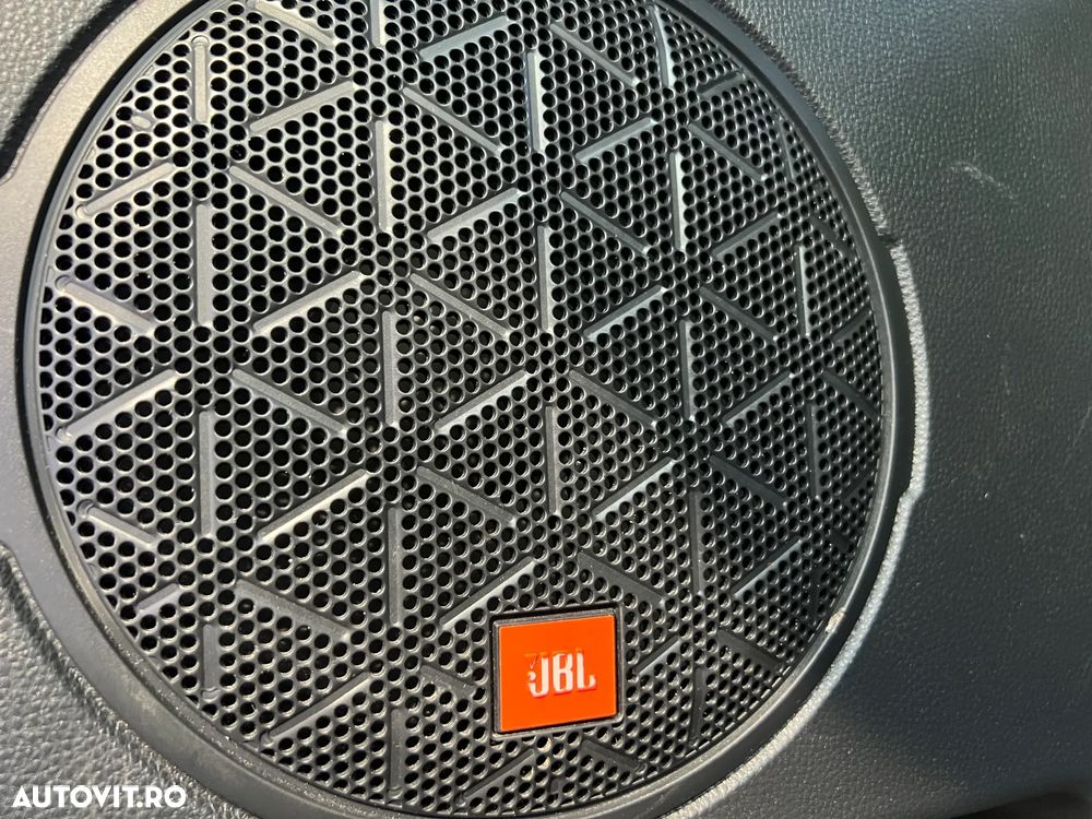 Toyota RAV4 2.5 Hybrid VVT-iE 4x4 Luxury Premium - 36