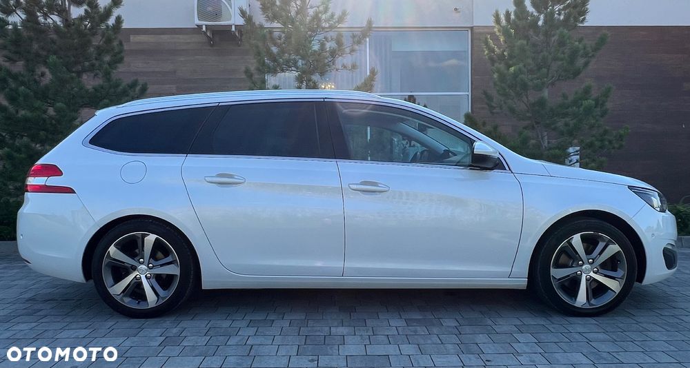 Peugeot 308 BlueHDi FAP 150 Stop&Start Automatik Allure - 5