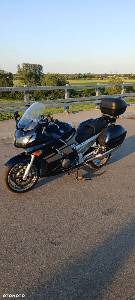 Yamaha FJR - 6