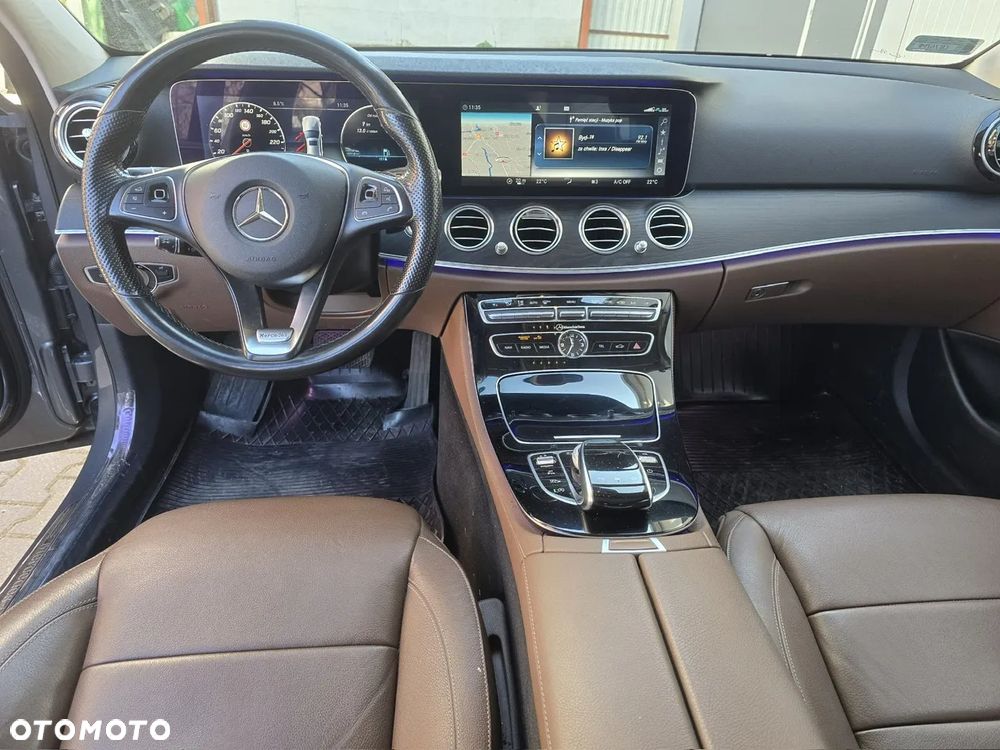 Mercedes-Benz Klasa E 220 d 9G-TRONIC - 10