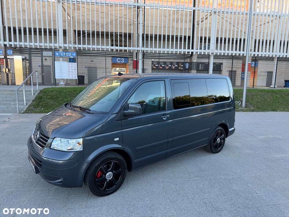 Volkswagen Multivan - 8