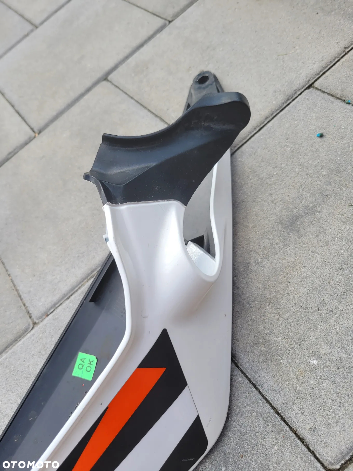 Owiewka, osłona, bok, boczek, zadupek, ogon, KTM Duke 125 - 5