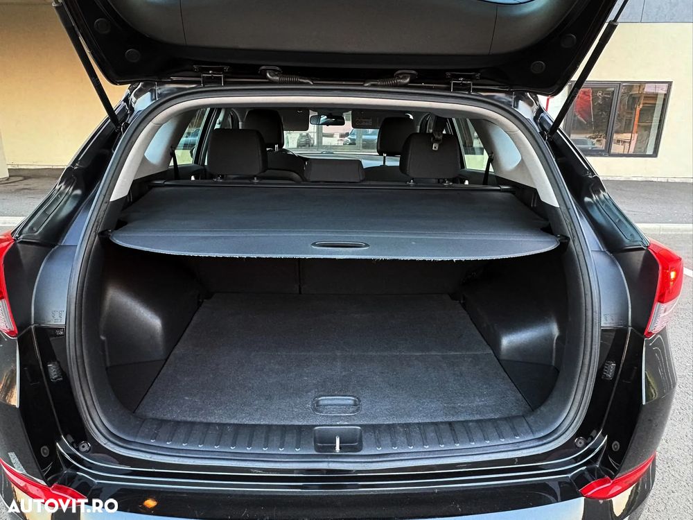 Hyundai Tucson blue 1.7 CRDi 2WD Style - 12