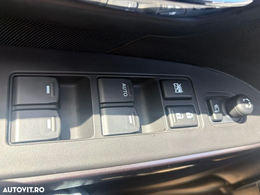 Suzuki S-Cross 1.5 HEV Passion - 13