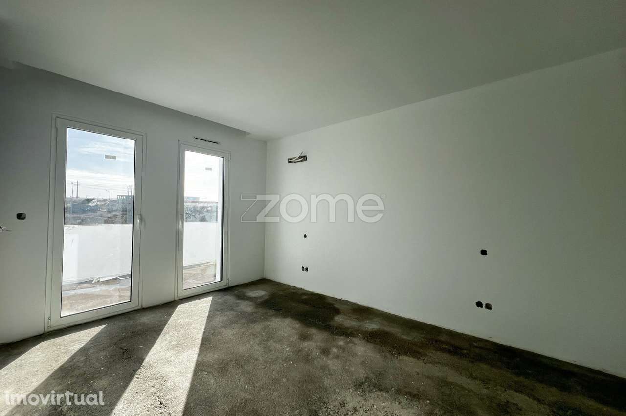 Moradia T4 em fase final de Construção em Trajouce - Cascais - Grande imagem: 5/33