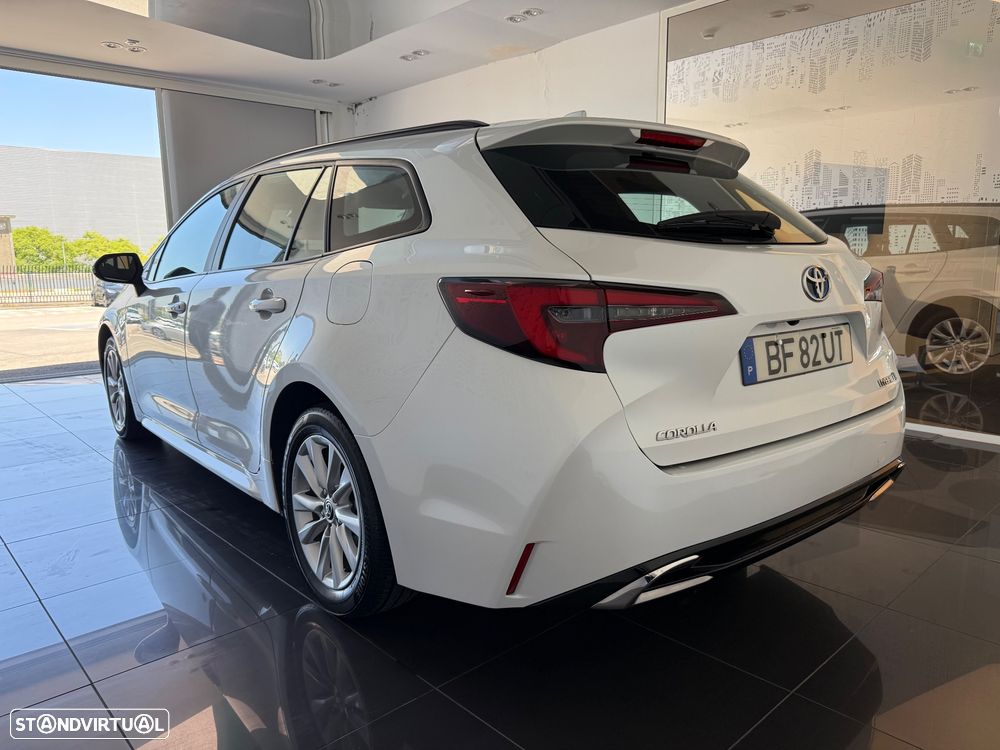 Toyota Corolla Touring Sports 1.8 Hybrid Comfort - 3