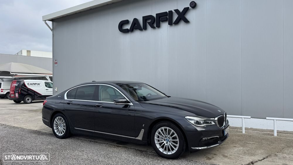 BMW 740 e iPerformance - 24