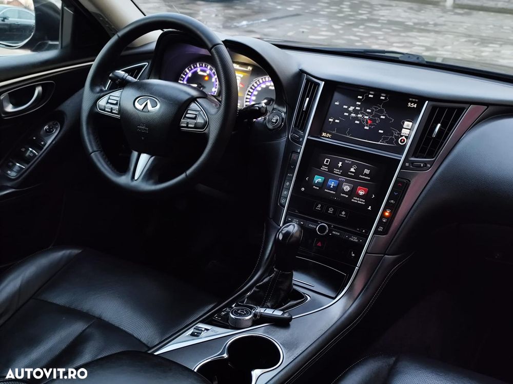 Infiniti Q50 - 10