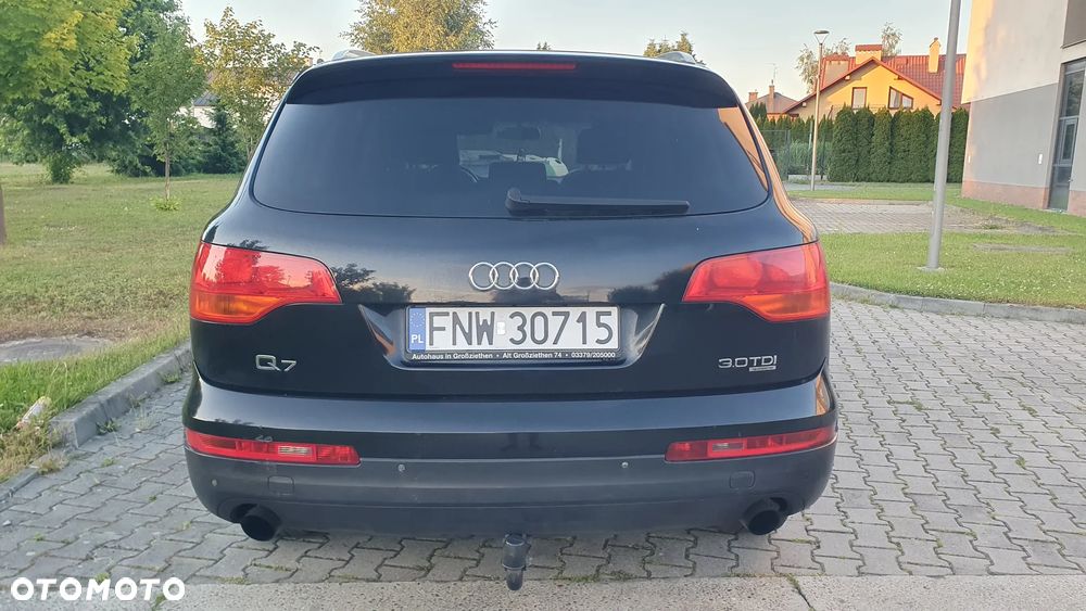 Audi Q7 3.0 TDI DPF quattro tiptronic - 13