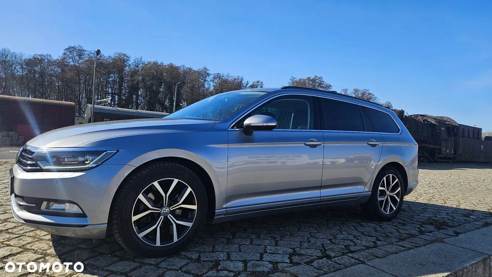 Volkswagen Passat - 24