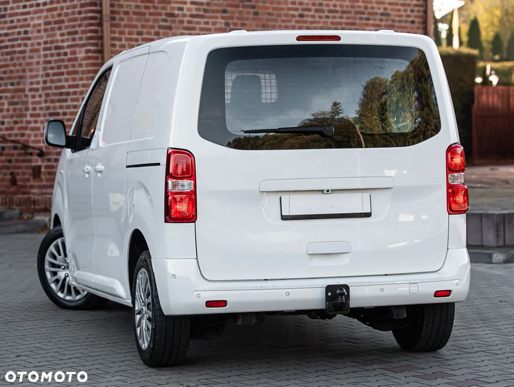 Peugeot Expert 2.0 L1 EAT8 - 8