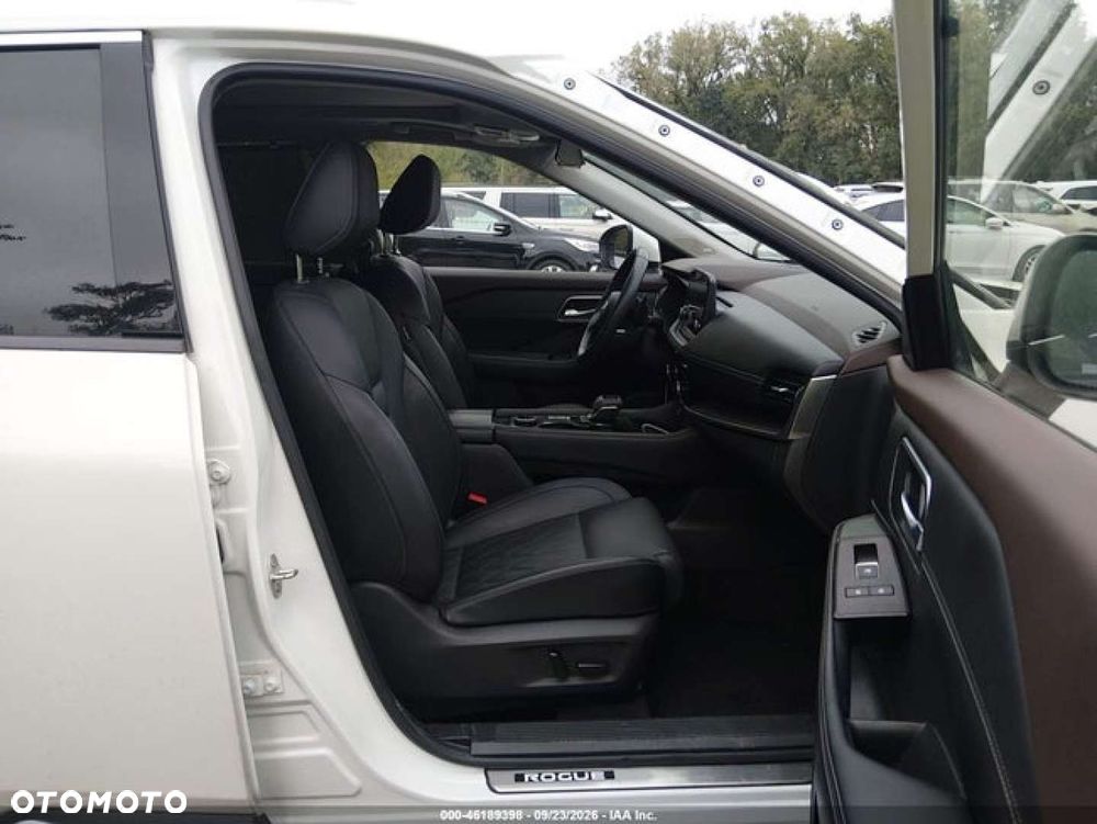 Nissan Rogue - 10