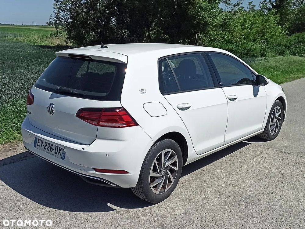 Volkswagen Golf - 4
