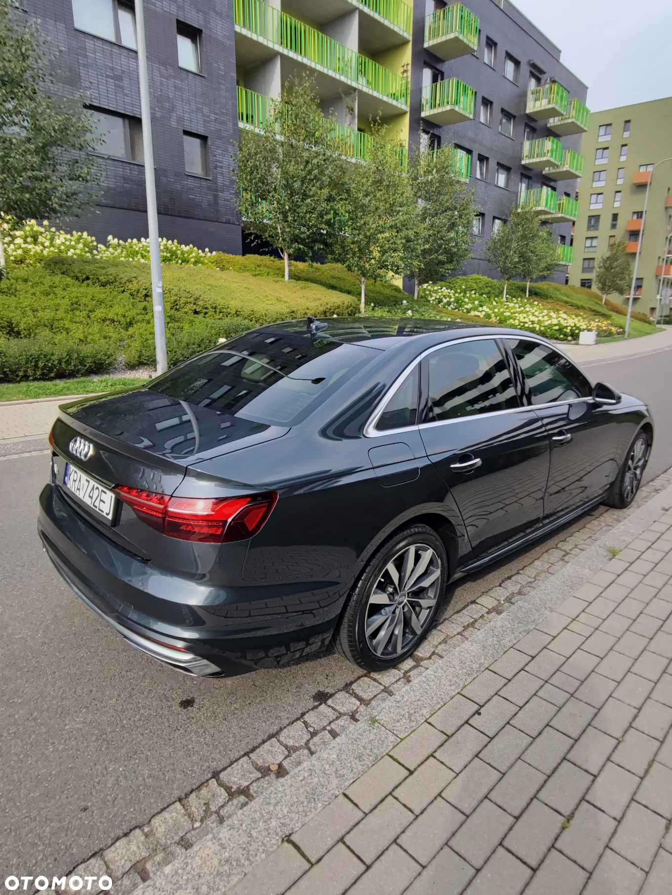 Audi A4 2.0 TFSI ultra S tronic sport - 4
