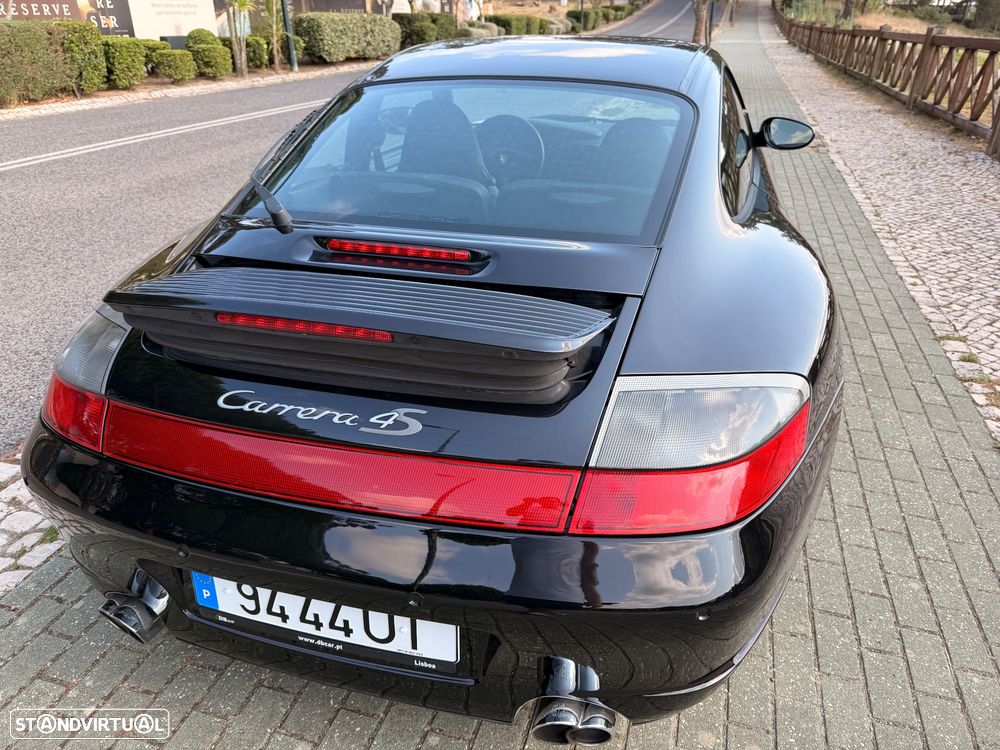 Porsche 911 (996) - 16