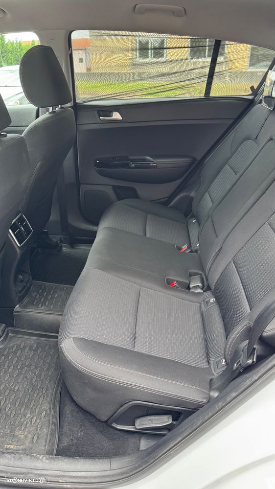 Kia Sportage 1.6 GDI 2WD VISION - 14