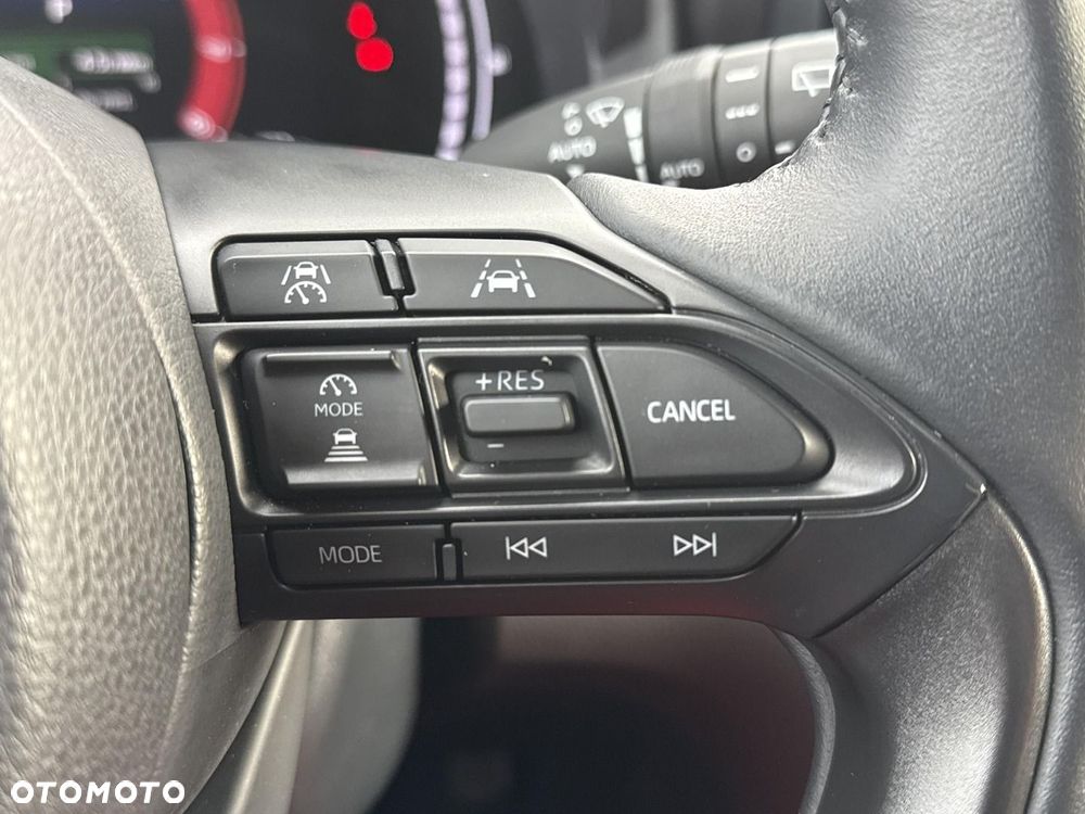 Toyota Yaris Cross Hybrid 1.5 Style - 18