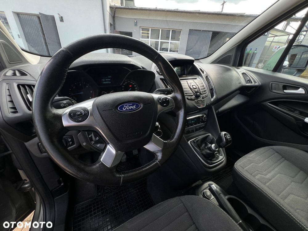 Ford Tourneo Connect - 25