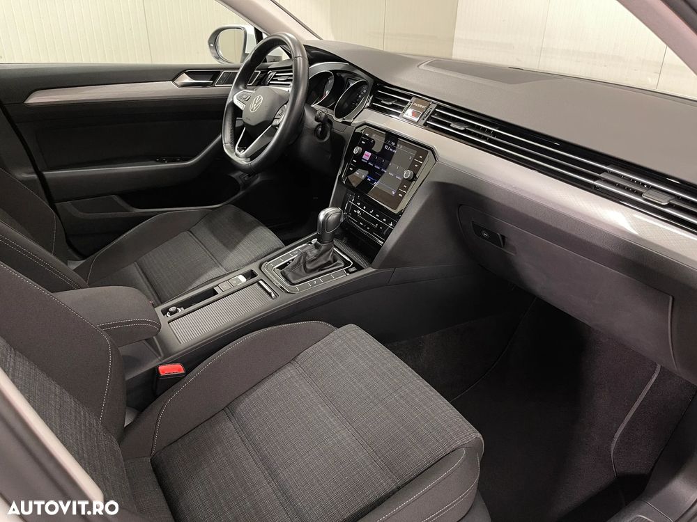 Volkswagen Passat 1.5 TSI ACT DSG Advance - 11