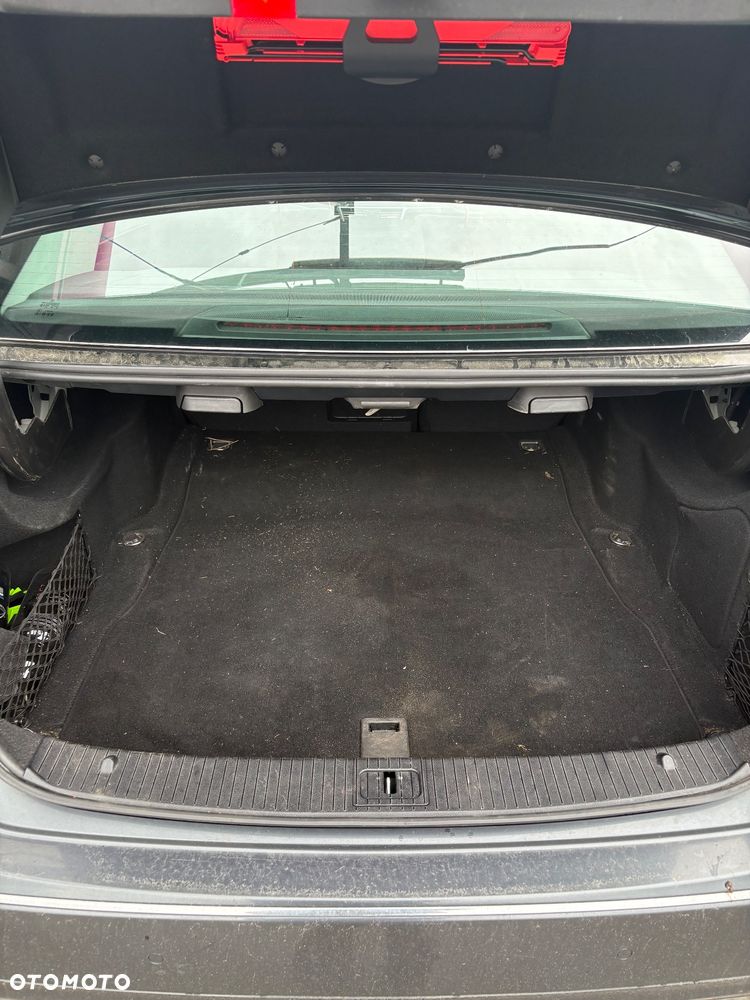 Mercedes-Benz Klasa E 250 CDI 4-Matic BlueEff Avantgarde - 11