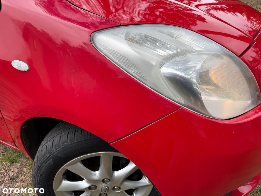 Toyota Yaris 1.0 Luna A/C - 2