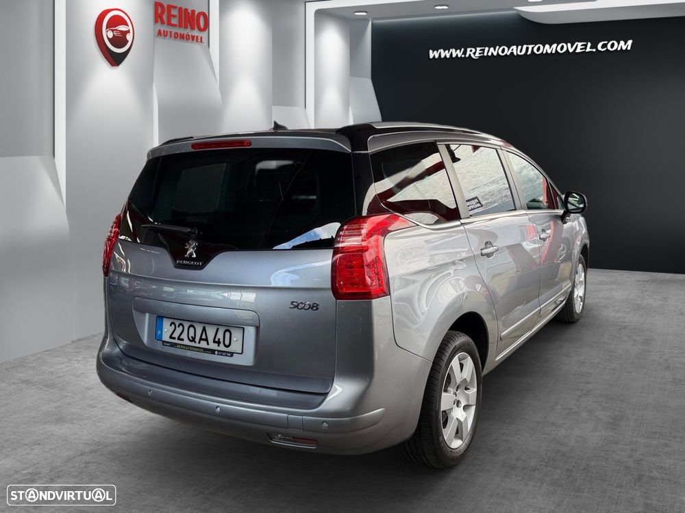 Peugeot 5008 1.6 BlueHDi Style - 4