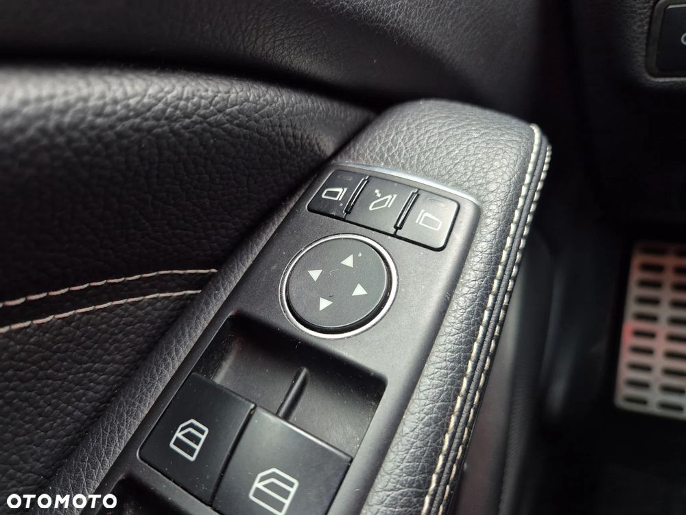 Mercedes-Benz GLA 180 (CDI) d 7G-DCT AMG Line - 22